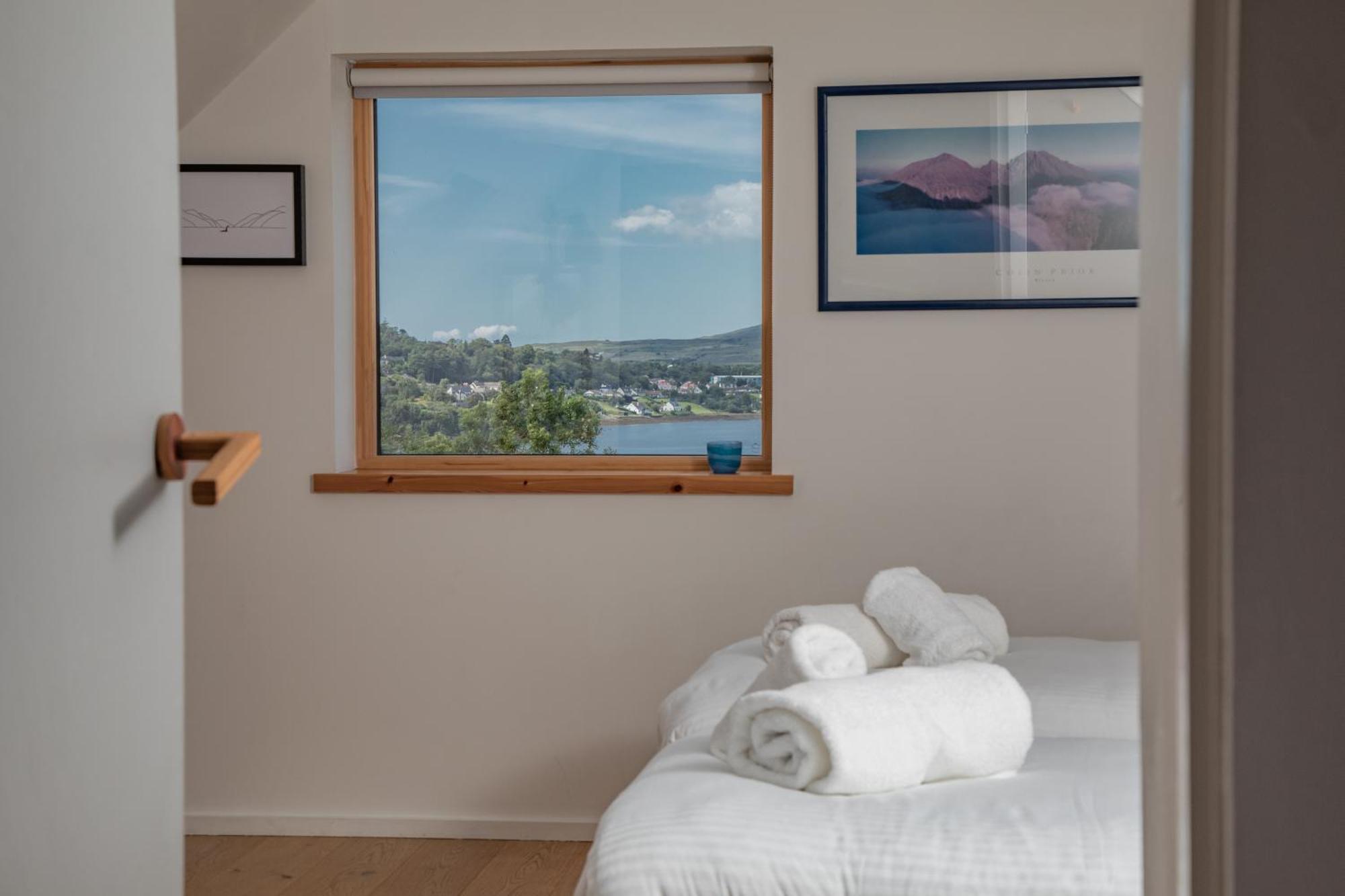 ポートリー Cuillrigh - Luxury House, Loch & Mountain Viewsヴィラ エクステリア 写真
